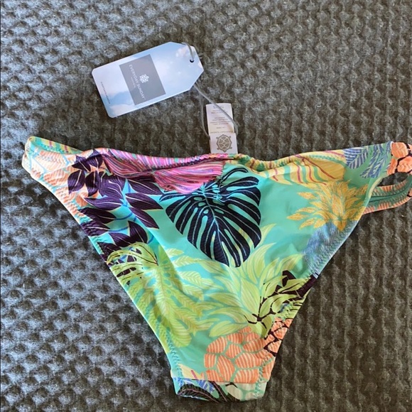 Everyday Sunday bikini 👙 bottoms - Picture 2 of 2